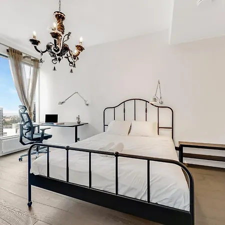 High-rise Luxury With Amazing Panoram View In Citycentre 塔林